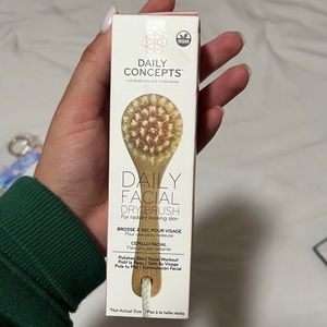 Daily Concepts Vegan